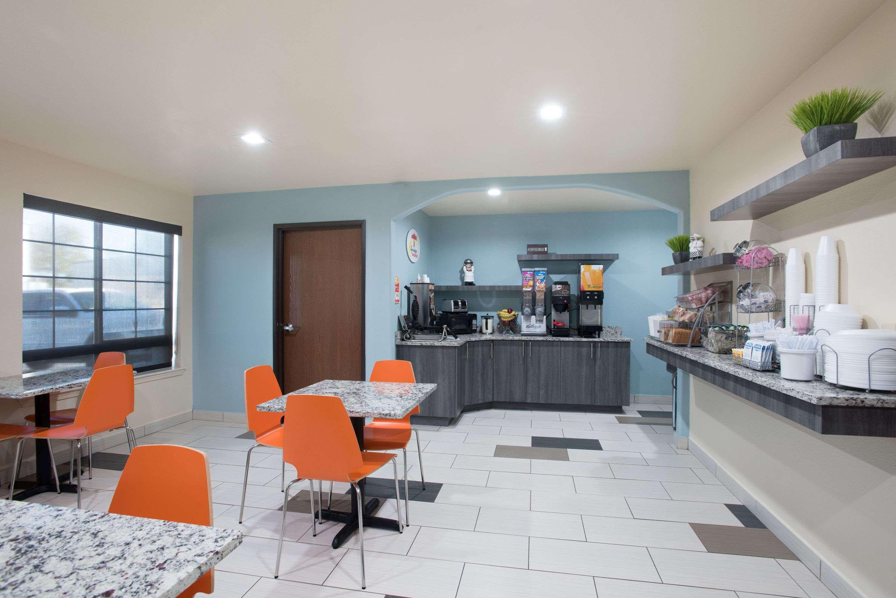 ซูเปอร์ 8 บาย วินด์แฮม แคลร์มอร์ โอคลาโฮมา Motel Claremore ภายนอก รูปภาพ